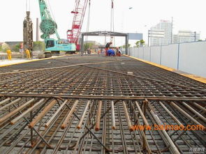 橋面鋼筋網、防開裂鋼筋網、橋墩鋼筋網及高速鋼筋網的生產、價格與護欄網排焊機應用